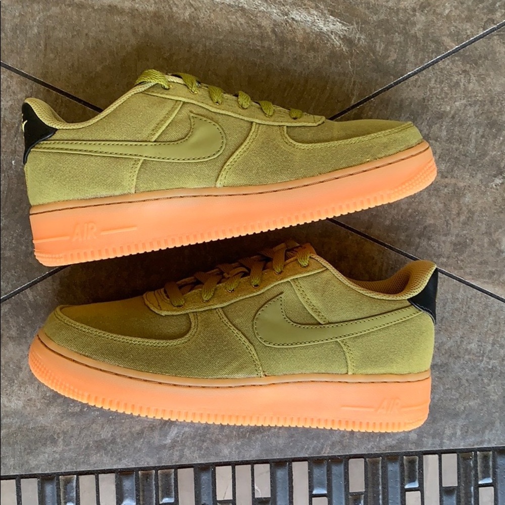 Nike Air Force 1 LV8 Style (Gs) - Picture 6 of 16